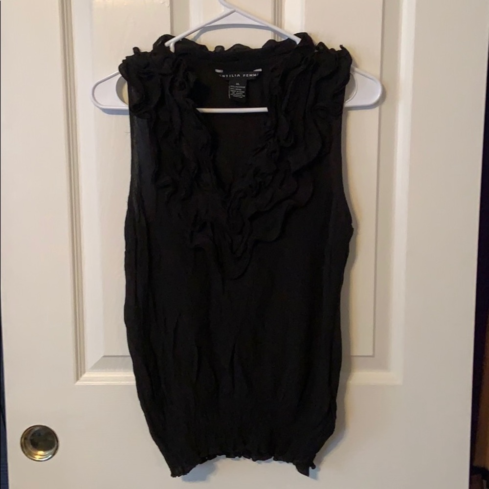 Sleeveless black dress shirt